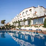 酒店 阿拉斯纳岩石酒店