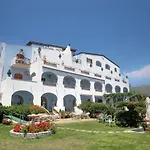 阿拉斯纳岩石酒店 酒店 4*