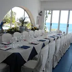 阿拉斯纳岩石酒店