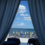 酒店 阿拉斯纳岩石酒店