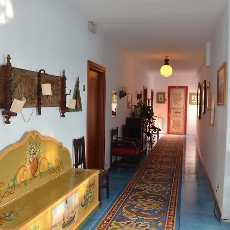 Arathena Rocks Otel Giardini Naxos