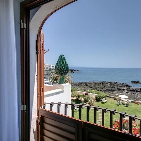 Otel Arathena Rocks Giardini Naxos