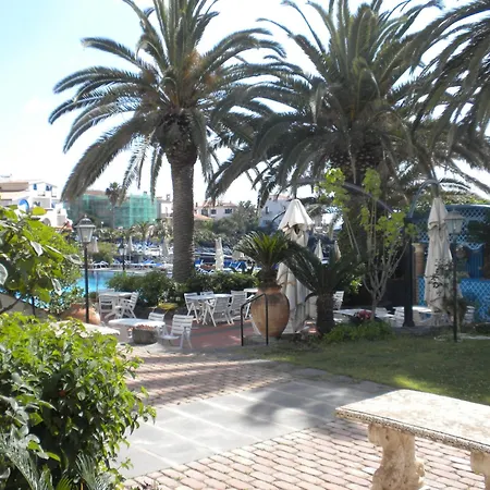 Arathena Rocks Giardini Naxos