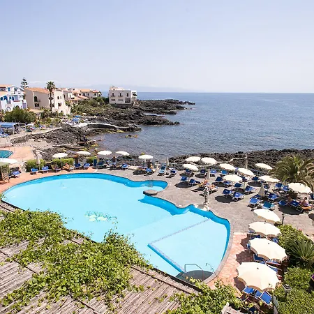 Otel Arathena Rocks Giardini Naxos