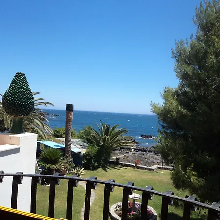 Arathena Rocks Otel 4*