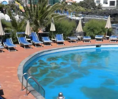 Otel Arathena Rocks Giardini Naxos