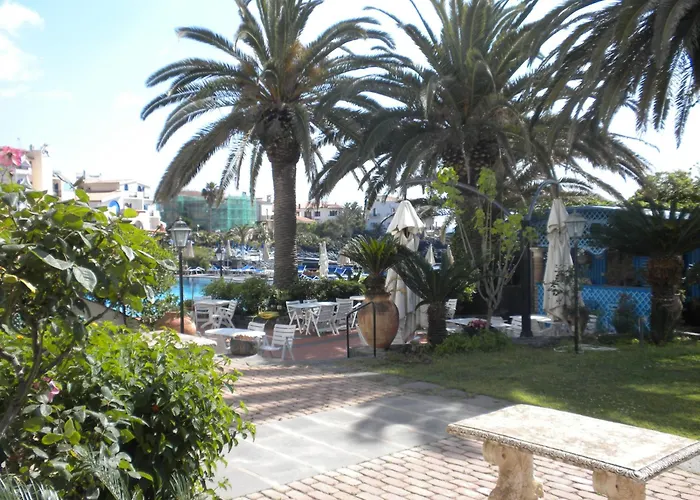 Arathena Rocks Giardini Naxos