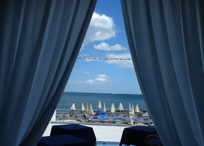 Hotell Arathena Rocks