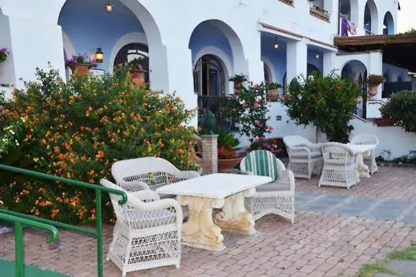 Arathena Rocks Hotell