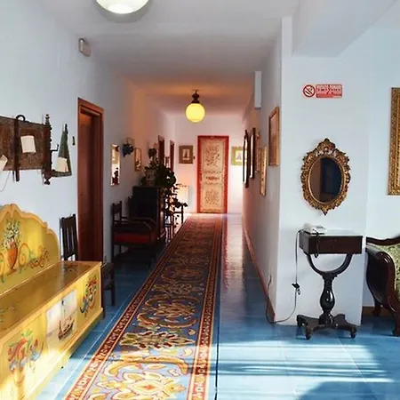 Hotel Arathena Rocks Giardini Naxos